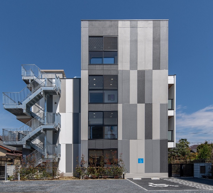 令和元年築の綺麗な建物